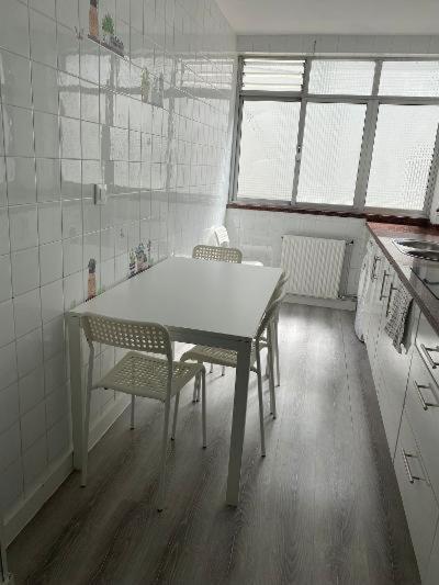 Arquitecto Tioda II Apartment Oviedo Bagian luar foto