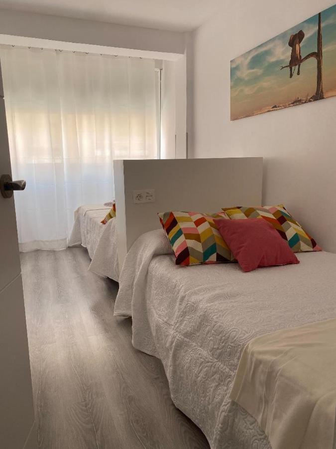 Arquitecto Tioda II Apartment Oviedo Bagian luar foto